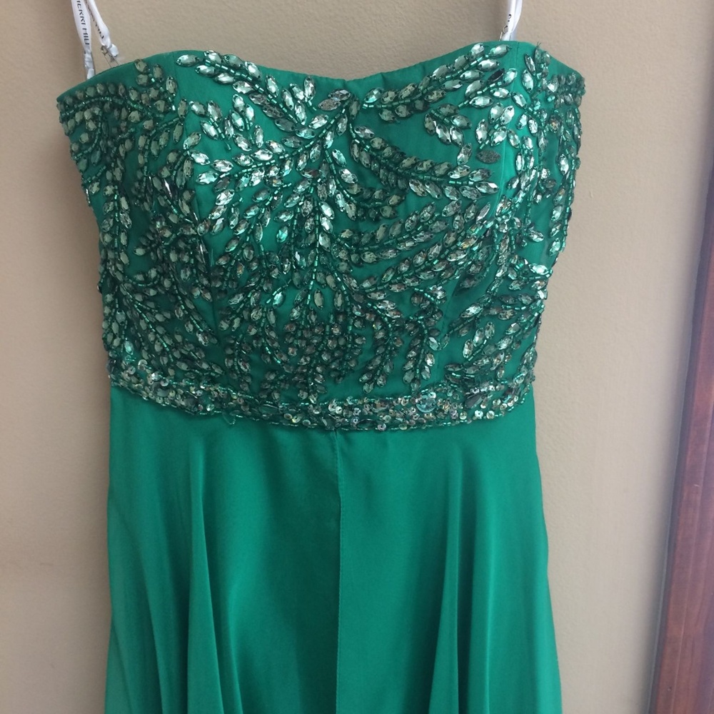 Green Prom/Ball/Evening Gown